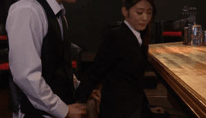 [JUY-996] Hết yêu chồng cô vợ tìm đụ với anh chàng Bartender quán bar