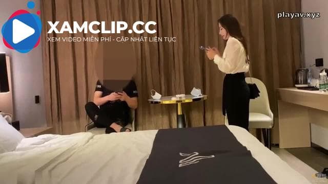 Cô nàng xinh đẹp có ngoại hình ưa nhìn, khí chất ăn thịt gà và quan hệ tình dục. Cô ấy có kỹ năng ăn nói rất tốt. Ngứa quá và cảm thấy thật thoải mái. Đưa cho anh đi em.
