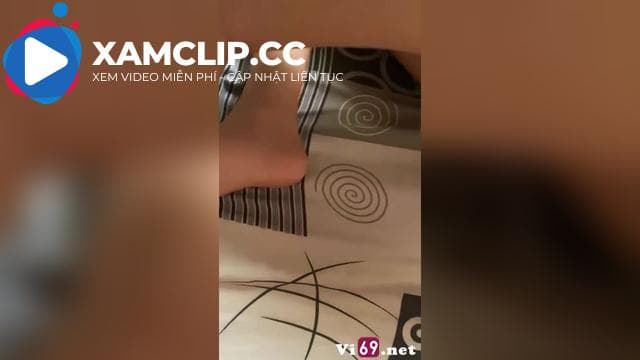 Ru con ngủ xong em ra làm với anh 1 nháy