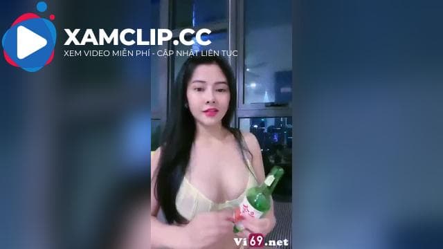Hà My cùng chồng chơi threesome với anh tây đen chim to #1