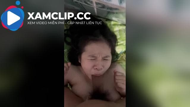 Mồm em thì nhỏ mà anh cứ bắt mút cây kem khổng lồ #1