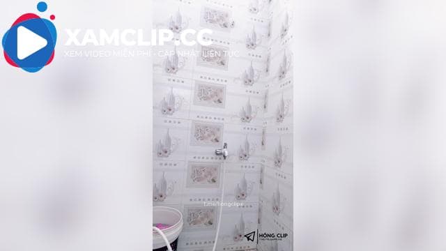 Lunh YYLive và trend mượn nước khoe mu to độc quyền