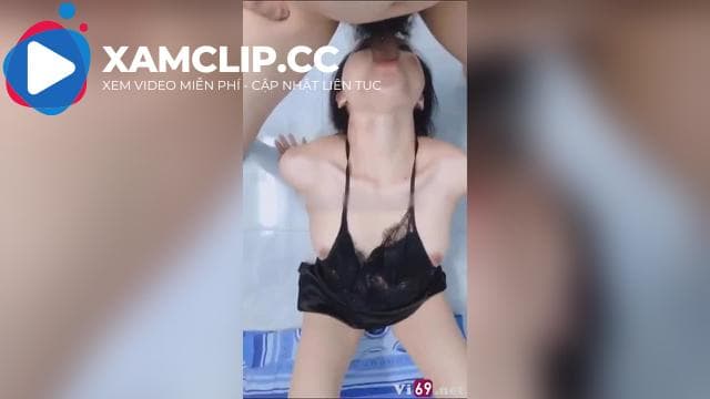 Có em người yêu hot girl lúc rủ đi nhà nghỉ còn mang theo cu giả vào để thỏa mãn 2 lỗ