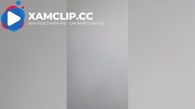 Mẫn Nghi YYlive và màn trình diễn với 2 đầu ti nhỏ hồng