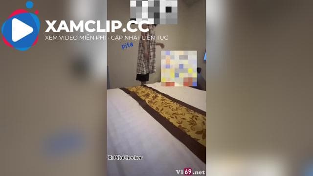 Ngày mưa gió húp bé sinh viên trong nhà nghỉ