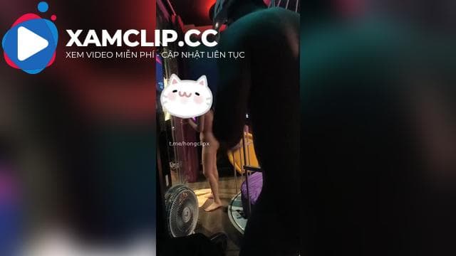đưa em vào lồng rồi nhấp liên tục như ngựa hoang