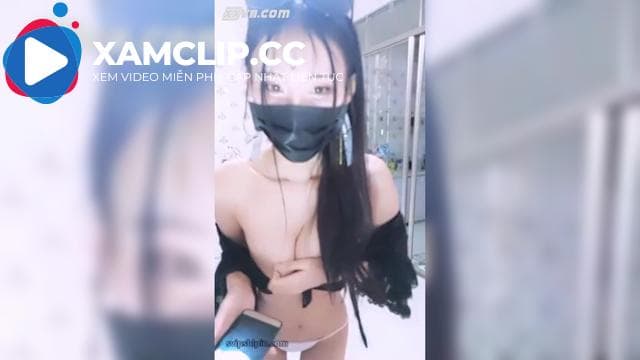 Nữ idol cực phẩm hàng ngon trên sóng livestream P3