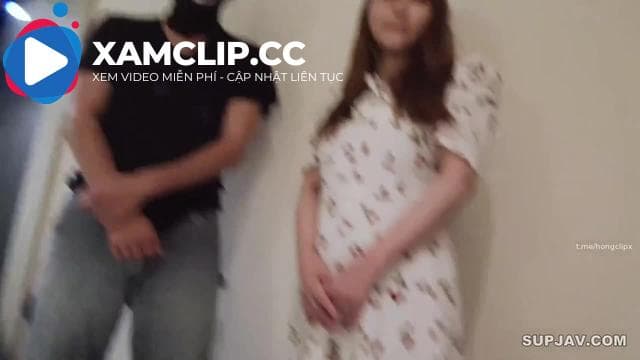 Cho anh mượn máy ảnh quay phim và được threesome cùng em gái xinh