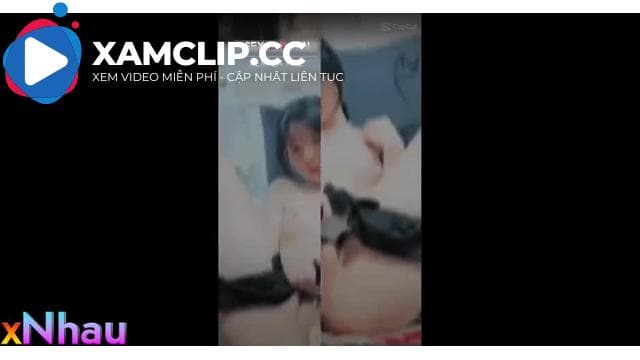 Vân Anh 2ka8 lên mạng khoe lồn múp đầy nước