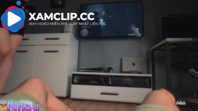 Buổi sáng lẻn vào phòng cạ lồn em gái để đánh thức #3