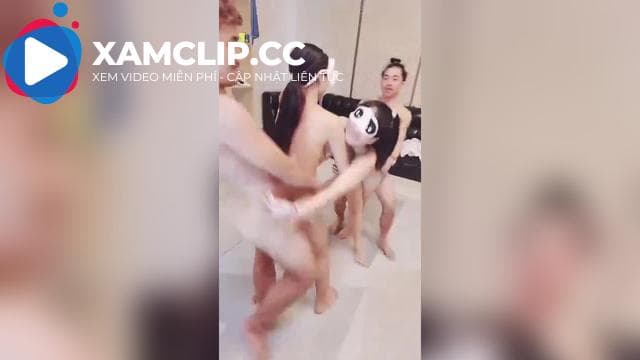 Thanh niên thác loạn làm tình, chơi some tập thể vui ghê