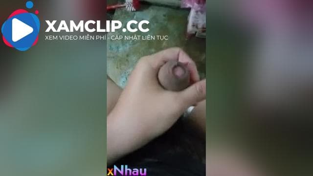 Cac nhỏ nhưng thích thủ dâm