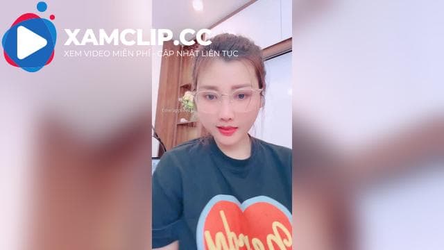 Anh nào tắm cùng Idol vú to Lamonly cho nó mát không
