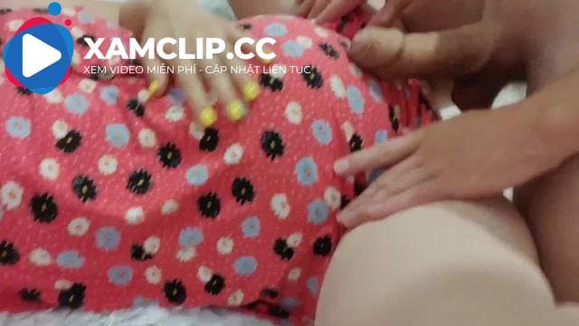 Chơi vợ bướm to mang bầu đang nứng