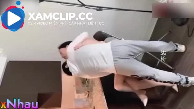 Con trai hồng Kong hiếp dâm mẹ ruột có thật