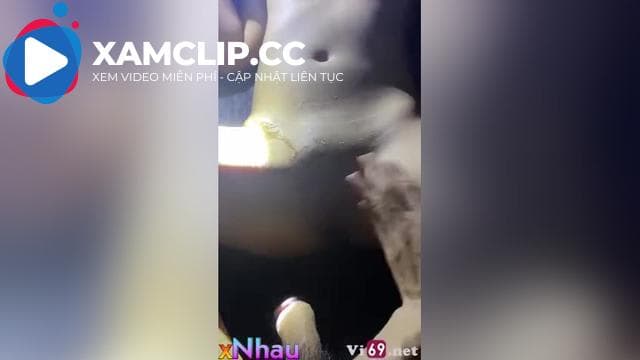 Em còn chủ động mở đèn flash để anh xem em rõ hơn #1