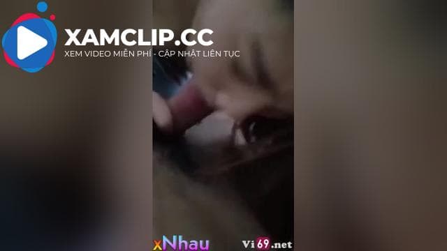 Đi sửa điện thoại em gái lộ clip sex #1
