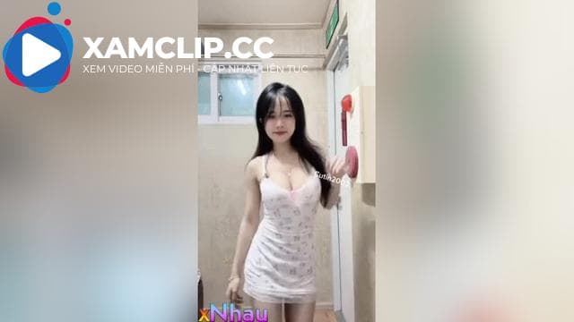 Tổng hợp gái xinh nhảy nude 03