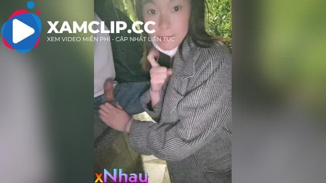 Cùng em đi public bất kể ngày đêm