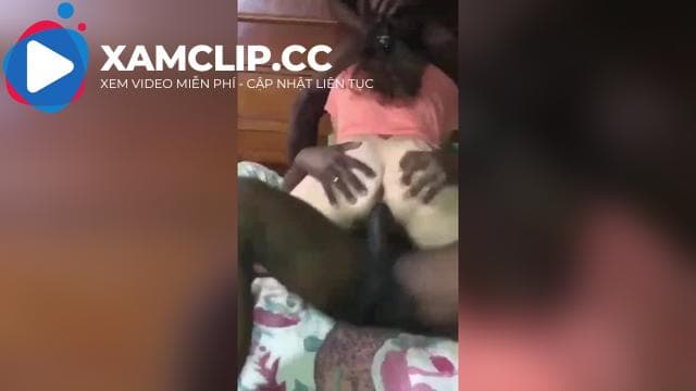 Em gái da trắng và hai anh da đen chơi some thác loạn