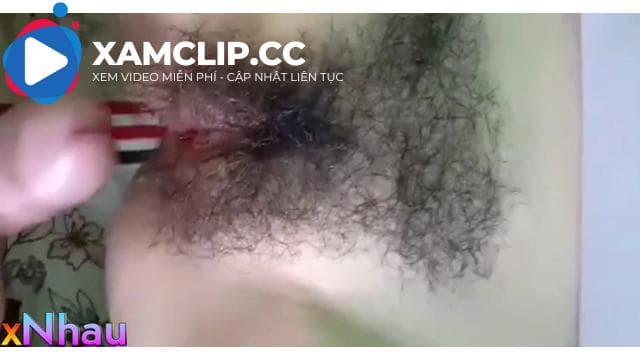 Em gái lắm lông cực kích thích