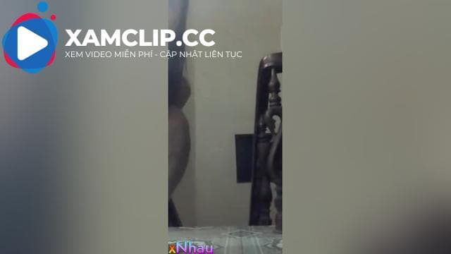 E ny xinh vậy mà thằng ny nó bắt cạ l vào cầu thang