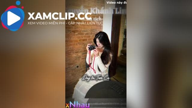 Em Khánh Linh 2k8 lộ ảnh show vú với bạn