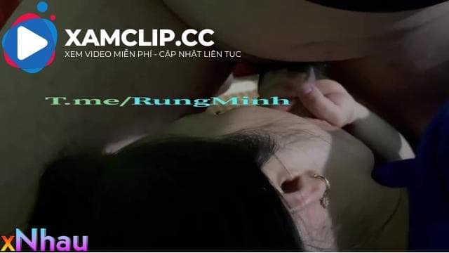 Sướng cu xuất tinh vô miệng em công nhân