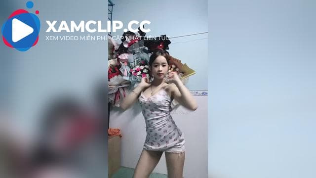 Thảo Như vú to, váy xinh cùng  điệu dance sexy căng đét #1