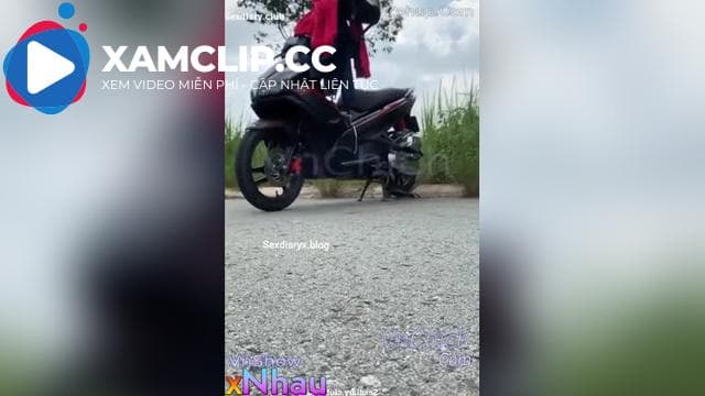 Full clip, E ny bị rhg người yêu dẫn đi chs ép bú cu trên đường lớn