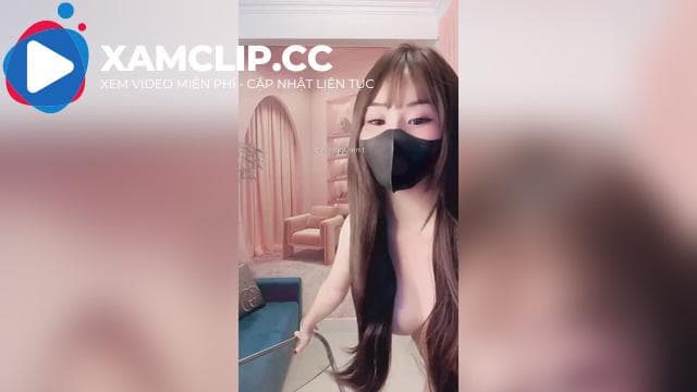 Thanh Nhi 2k5 hàng họ nhoe nhoét nước, sạch không một cọng lông