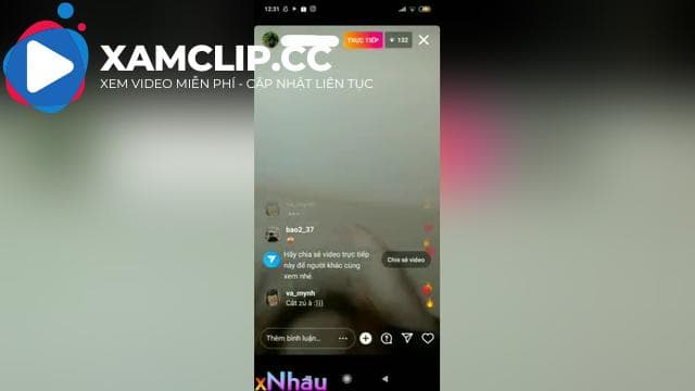 Em Lê Thị Huyền Diệu livetream móc lồn chảy nước với bạn trai trên Instagram P1