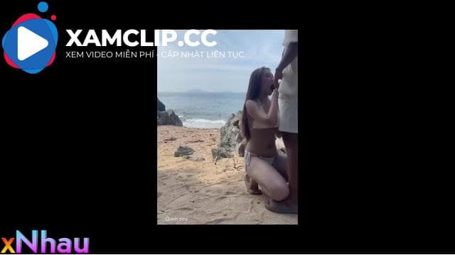 gái xinh gạ người lạ ra chỗ khuất để bú cu view biển cực chill