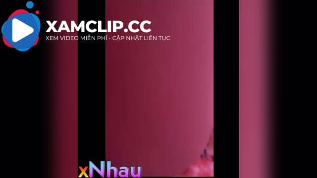 Học sinh trốn học đi địt nhau cho sướng, mặc luôn áo dài để địt