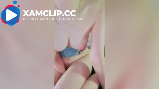 ThanhVi255 bướm to dài mà chim sillicone thì lại ngắn