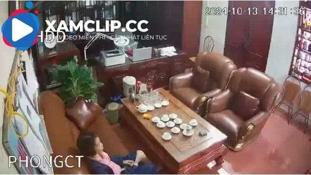 Hiệu trưởng Trường THPT Tô Hiến Thành, Hải Hậu lộ clip nhạy cảm