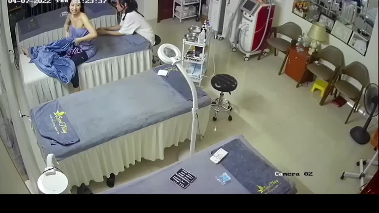 Đến Camera phòng khám bác sĩ thẩm mỹ nhé mấy TML #25