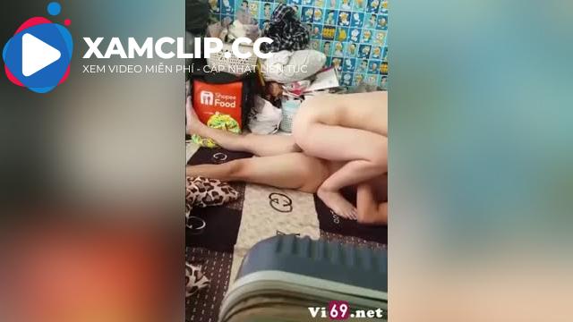 Qua phòng trọ chơi lại thành thú nhún của em