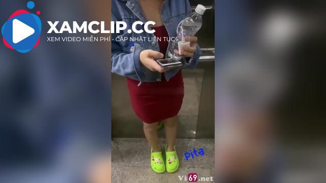 Làm 2 shot không bao xuất tinh trong rồi đưa em đi ăn