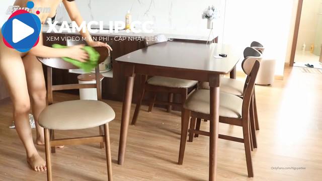 Chị họ nứng lol ko mặt đồ gạ địt em trai