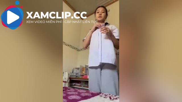 Cháu nó không chịu học chỉ khoe bím là giỏi