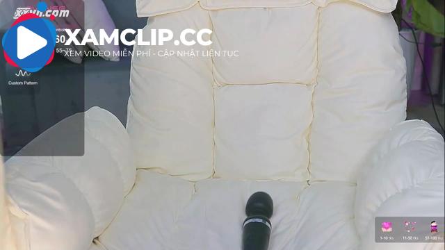 Gái Việt show hàng Stripchat Phần 2