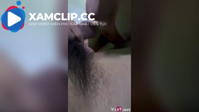 Em sinh viên xinh xắn vú to gặp khó khăn nên em đi làm kiếm thêm