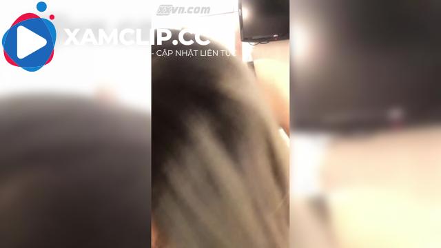 Em hàng bú cu chuyên nghiệp