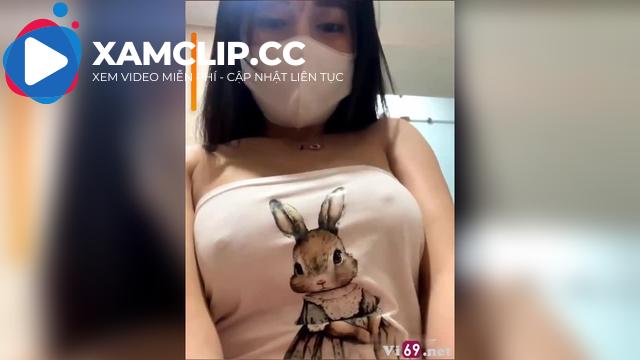 Chú xe ôm may mắn và em khách dâm đãng