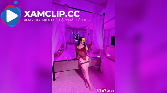 Em mặc bộ đồ lót gây nứng làm anh không thể cưỡng lại