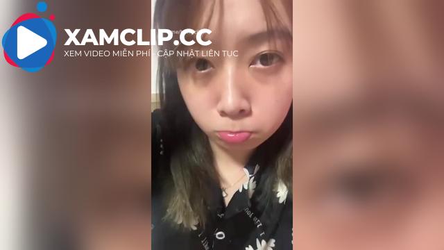 Gặp thằng bồ YSL mỗi lần xong là vẫn phải dùng đồ giả để giải tỏa