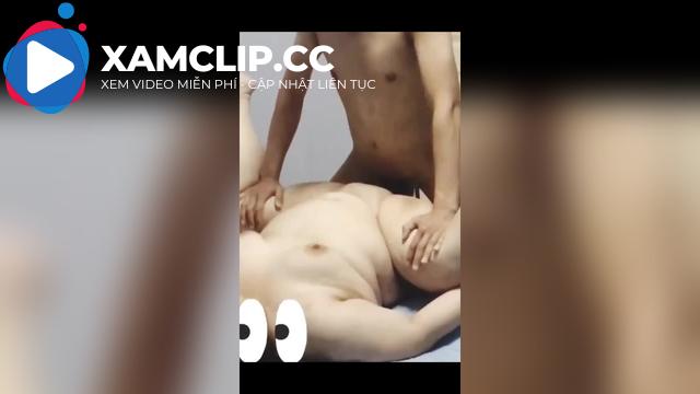 Dì Châu khát tình thuê trai trẻ về đóng gạch tơi bời