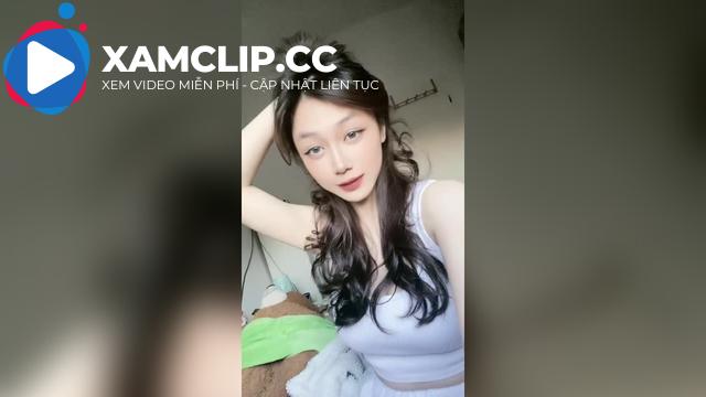 Hot clip trần Hà Linh cho ae=)) trùm server mãi mãi k có làm anh em thất vọng(2)