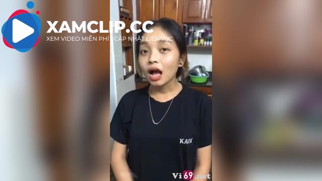 Em gái ngây thơ hồn nhiên: Em là con đĩ của anh